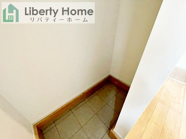 水戸市姫子1期　新築戸建の玄関