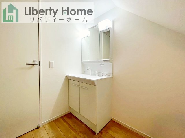 水戸市姫子1期　新築戸建の独立洗面台