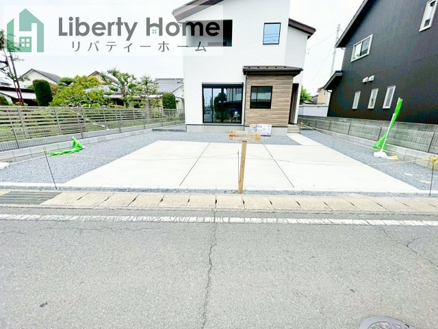 水戸市姫子1期　新築戸建の駐車場