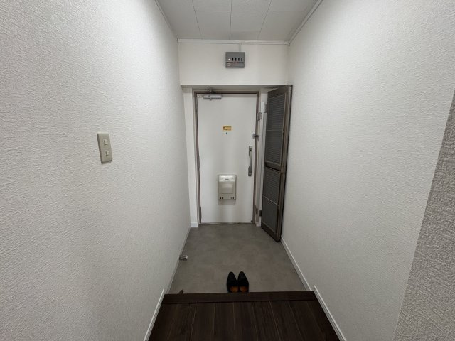 春日丘グリーンハイツB棟の玄関|シンプルで使いやすい玄関です
