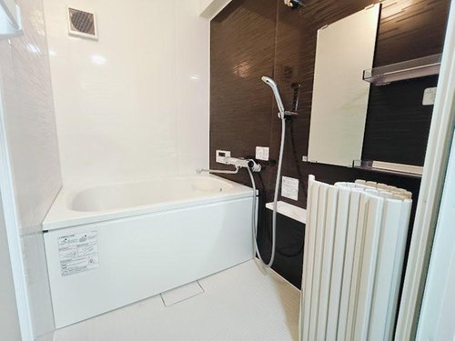 春日丘グリーンハイツB棟の浴室|ゆったり過ごせるお風呂です