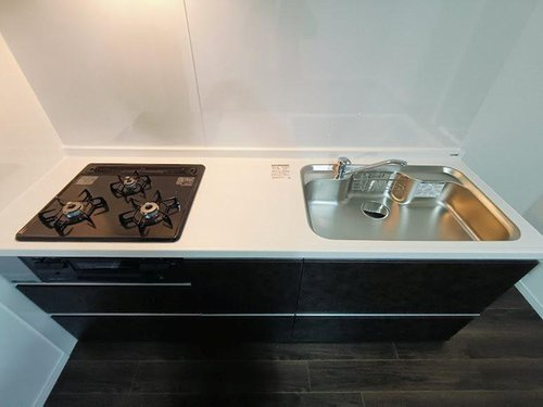 春日丘グリーンハイツB棟のキッチン|きれいなキッチンです