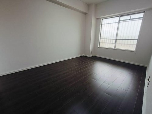 春日丘グリーンハイツB棟の居間・リビング|ゆったり過ごせる居間です