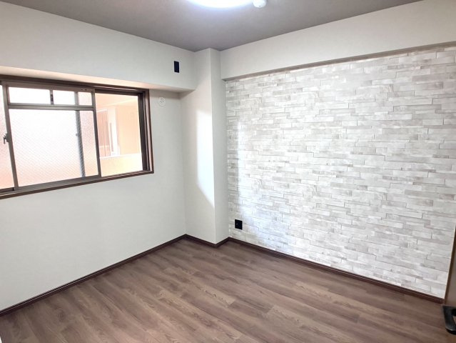 ワコーレロイヤルヒルズの洋室|オシャレな洋室です