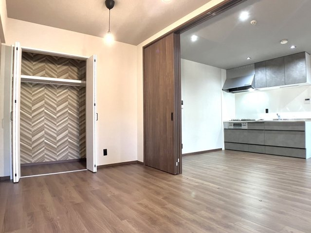 ワコーレロイヤルヒルズの居間・リビング|使いやすいリビングです