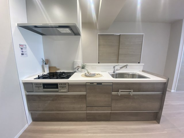 河原町スカイマンションのキッチン|新品に交換済。