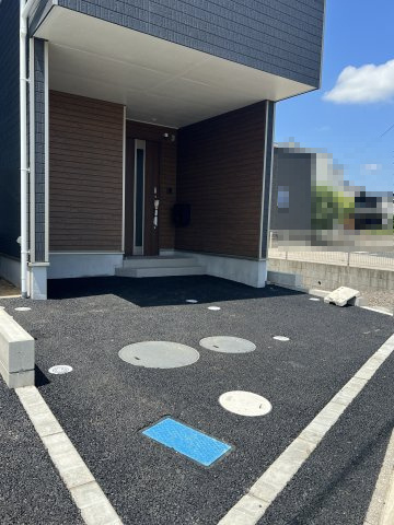 高浜市小池町第3　全2棟　1号棟の駐車場|車1台分の駐車スペースです。
