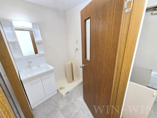 ウエストホークの洗面所