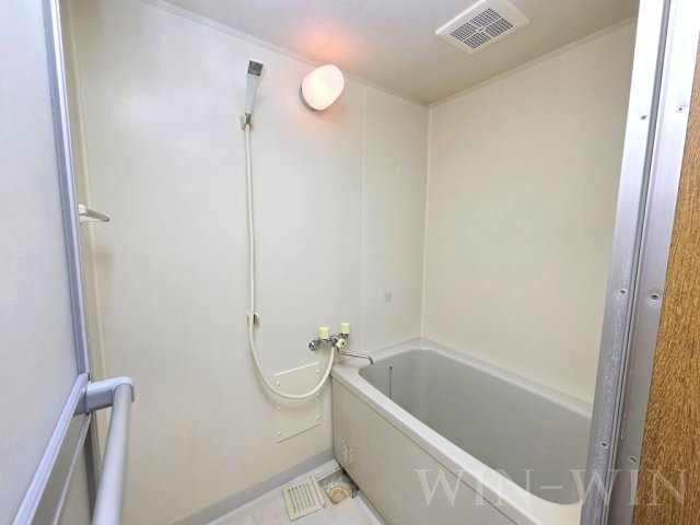 ウエストホークの浴室