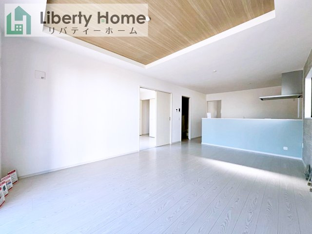 石岡市茨城1期　新築戸建　2号棟の居間・リビング