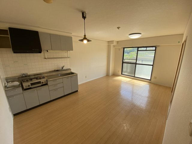 グランメール竹内の居間・リビング