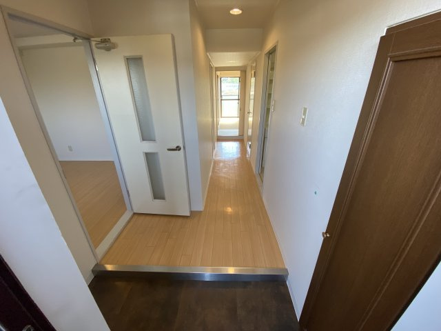 グランメール竹内の玄関