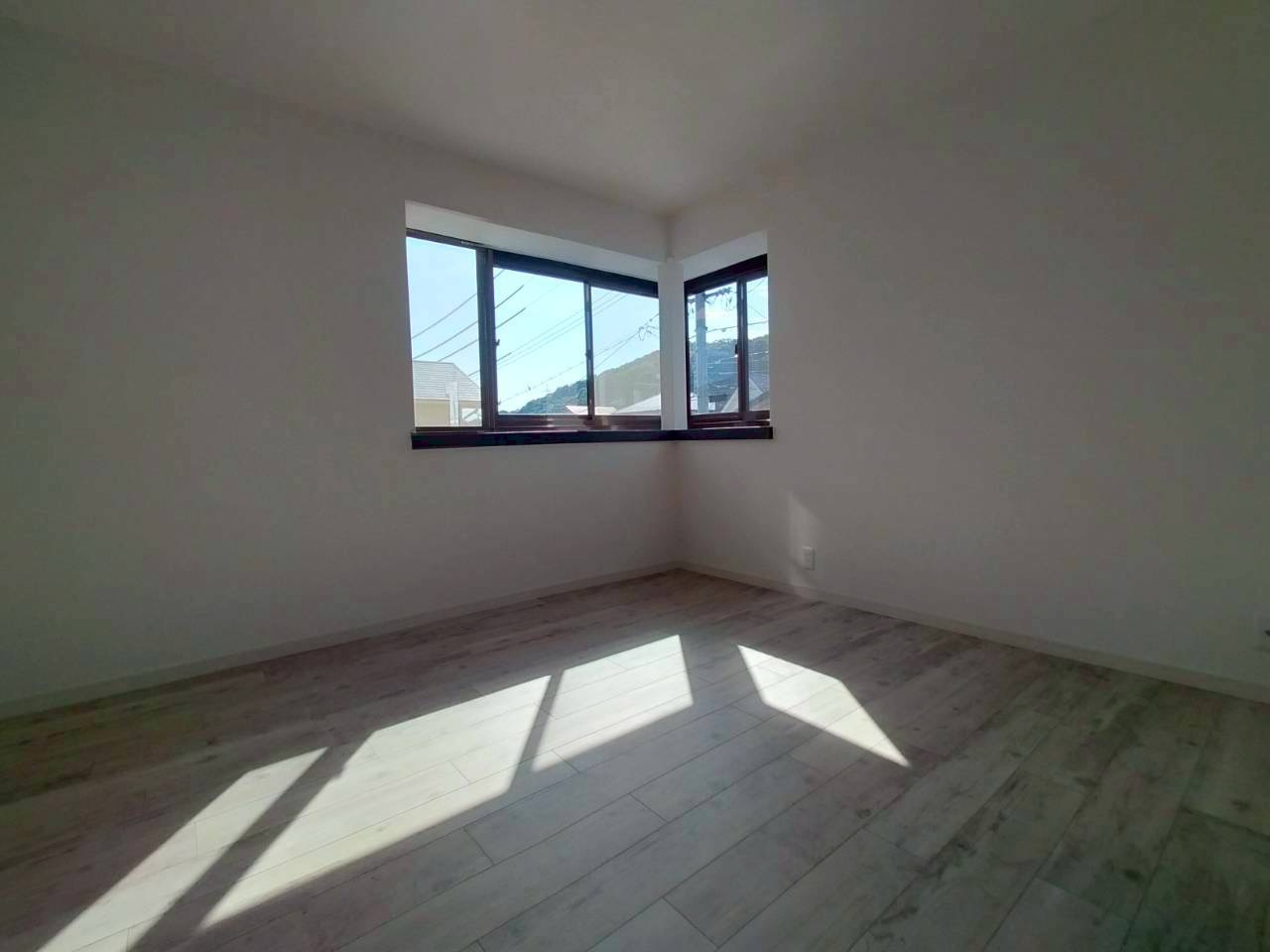 長府満珠町　中古物件の洋室