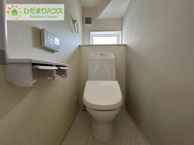 いわき市内郷高坂町2丁目第2　新築戸建　2号棟のトイレ|トイレは1F、2F共に完備！取り合いになることがありませんね(^^)/