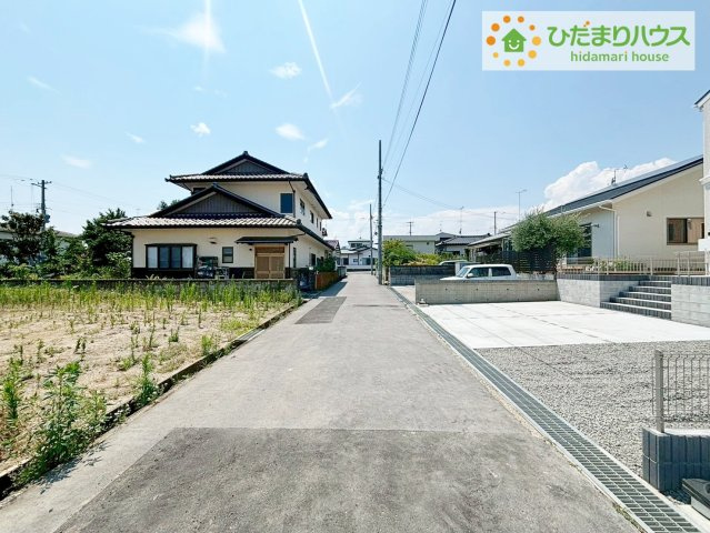 いわき市内郷高坂町2丁目第2　新築戸建　2号棟の前面道路含む現地写真|南側に約5.0ｍ前面道路ございます(^^)/