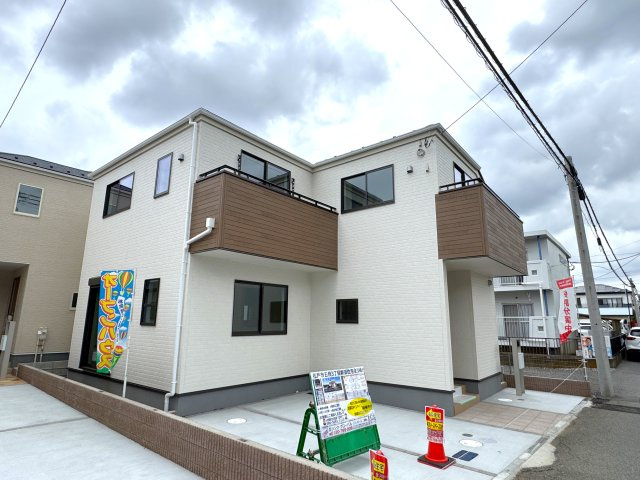 松戸市五香３丁目新築戸建【高木第二小学校：8分】の外観|1号棟外観・完成済み内覧可能です！