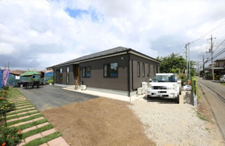 【外観：施工例】