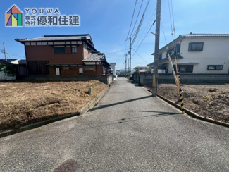 【前面道路含む現地写真】