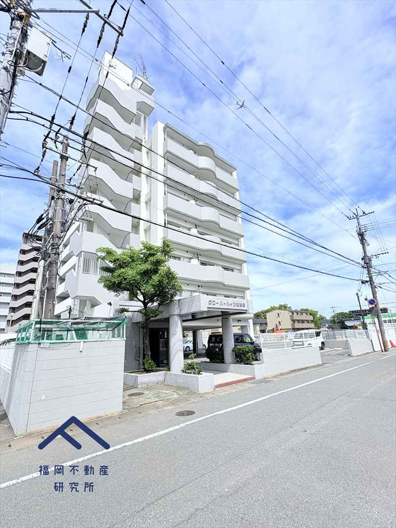 クローバーハイツ雑餉隈の外観