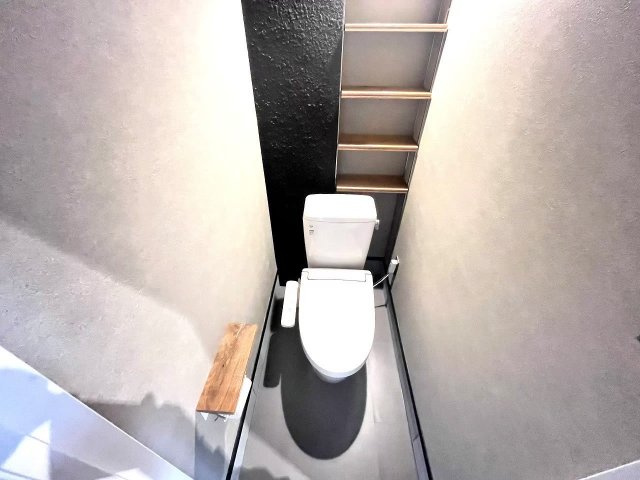 icoi×LONGLIVE　BASEのトイレ