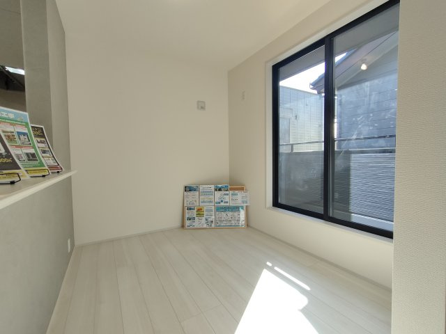 三郷市　早稲田5丁目　新築戸建　全1棟のバルコニー|施工例です