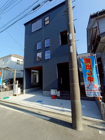 三郷市　早稲田5丁目　新築戸建　全1棟の駐車場|施工例です