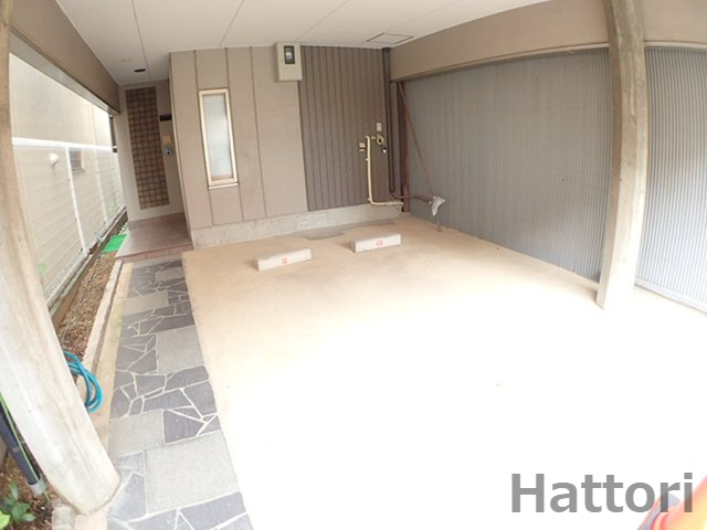 深江南３丁目貸家の駐車場