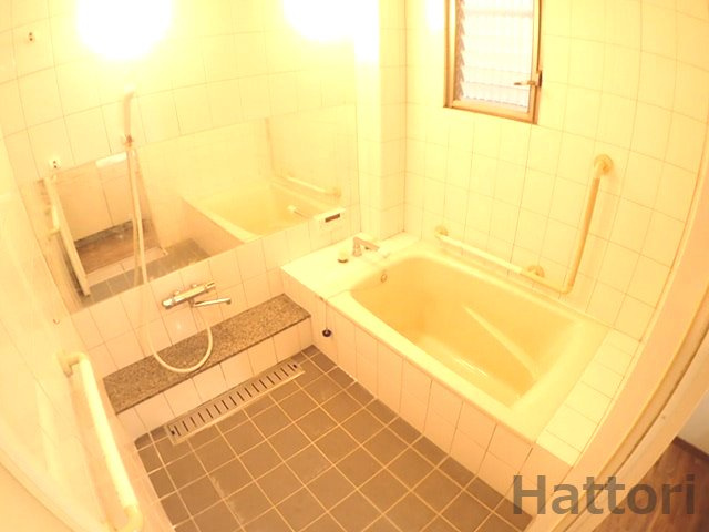 深江南３丁目貸家の浴室