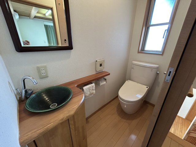 倉敷市浜ノ茶屋売家のトイレ|2Fトイレ