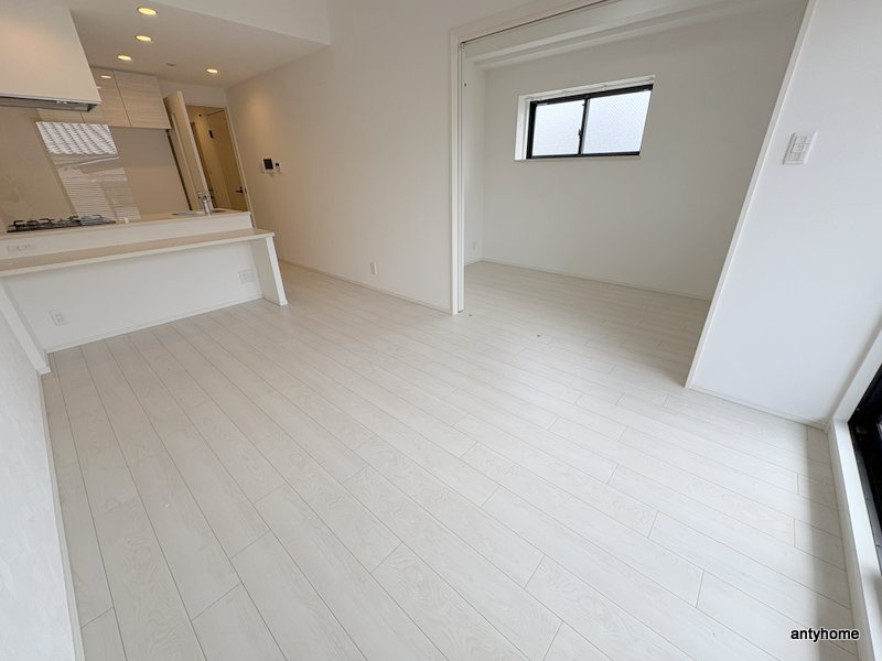 LA GRACE 千林大宮　仲介手数料無料の洋室