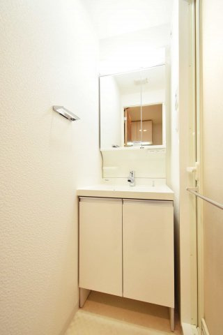 スプランディッド難波の洗面所