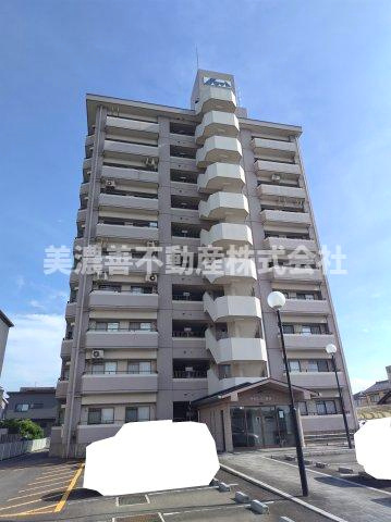 ６５５６４　テラスノバ穂積の外観