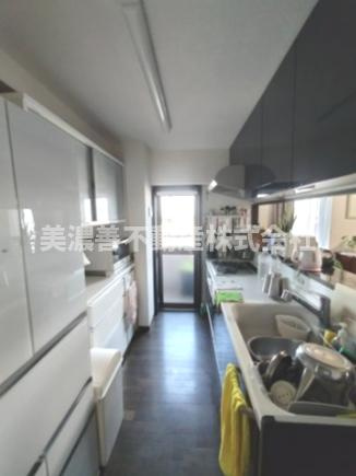 ６５５６４　テラスノバ穂積のキッチン