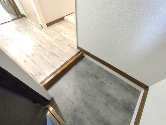 筒井ビルの玄関