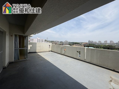 【バルコニー】 | ベルヴィル朝霧