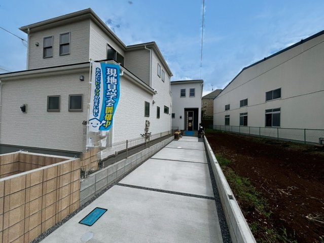 北葛飾郡松伏町　田中3丁目　新築戸建　全6棟の前面道路含む現地写真|前面道路含む現地写真です