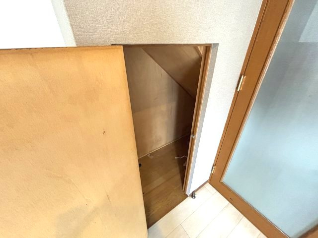 新栄プロパティー林の収納