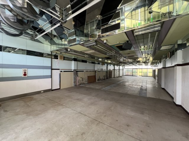 水俣市売り店舗の内装