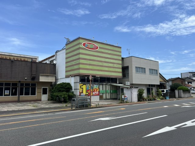 水俣市売り店舗の外観