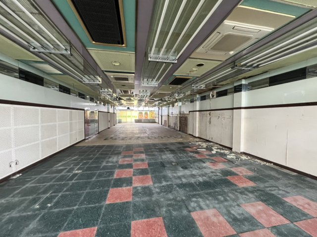 水俣市売り店舗の内装