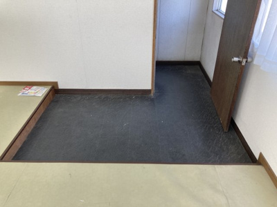 【玄関】 | 山南町草部貸事務所