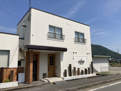 【外観】 | 山南町草部貸事務所 | 国道沿いの立地ですので、どんな業種もおすすめできます。
