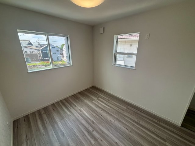川越市志多町　新築分譲　西武新宿線『本川越駅』徒歩23分　【川越小学区】の洋室