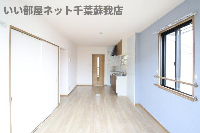 ロイヤルハウスＢの居間・リビング|居間です