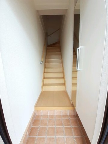 プリマベーラ　Ｂの玄関|シンプルで使いやすい玄関です