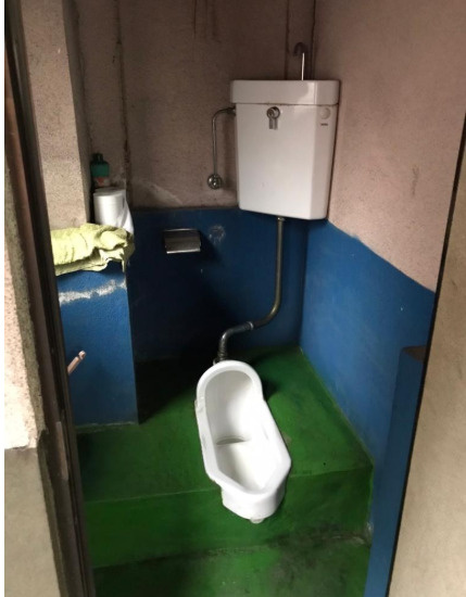 川口市元郷１丁目の倉庫のトイレ