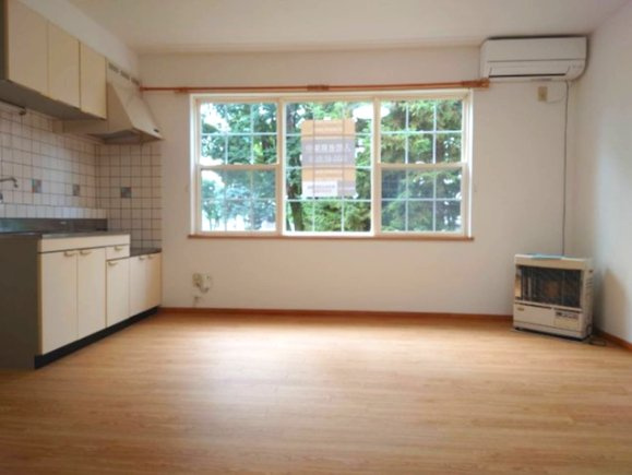 エスポワールⅡの居間・リビング