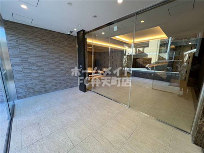 【エントランス】 | スプランディッド弁天町