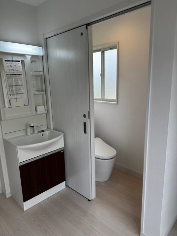 大網白里市北今泉の独立洗面台