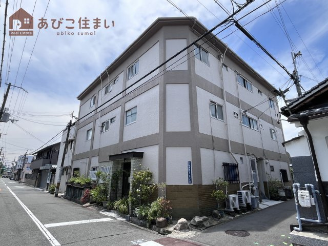 松本マンションの外観